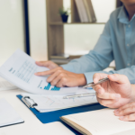 Bráulio Henrique Dias Viana destaca como a consultoria em internacionalização prepara empresas para conquistar novos mercados.