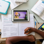 Sérgio Bento De Araújo revela práticas que tornam a educação híbrida mais eficaz na rotina escolar.