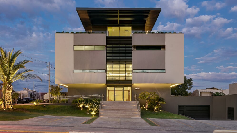 Com a análise de Rodrigo Gonçalves Pimentel, fica claro como o descumprimento do plano de recuperação judicial pode levar a medidas mais severas e à perda de proteção legal.