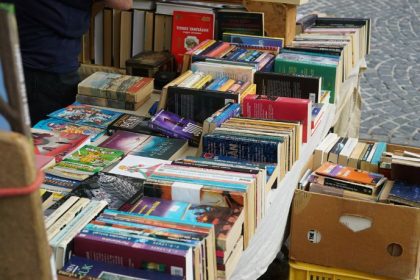 Bancas de jornal resistem à era digital e reinventam seu papel nas cidades