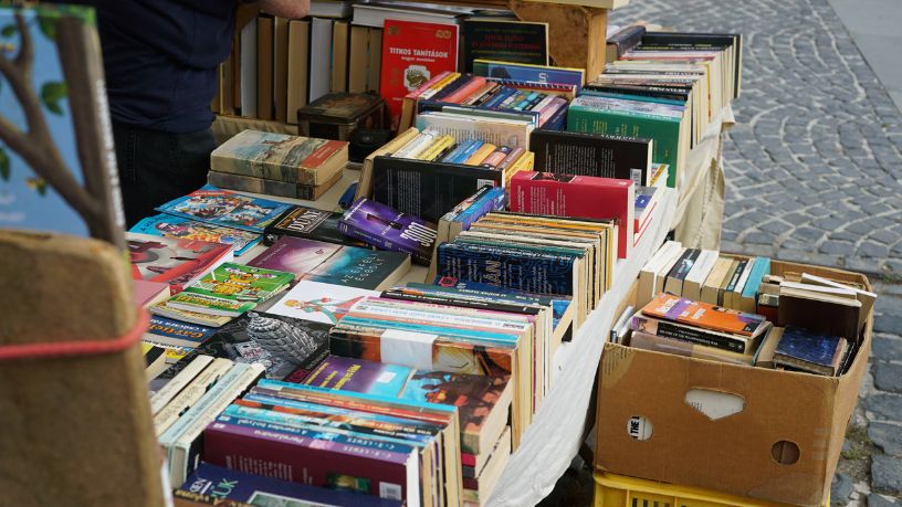 Bancas de jornal resistem à era digital e reinventam seu papel nas cidades