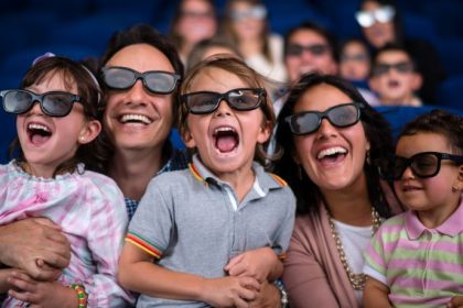 Filmes infantis no cinema em 2026: como escolher as melhores animações para assistir em família nas férias