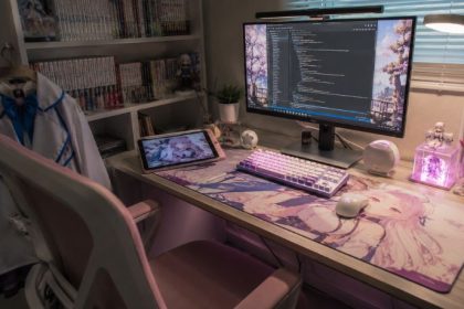 Demitida por Cosplay e Dona do Próprio Negócio: A Light Novel que Vira Anime e Fala Sobre Tecnologia com Bom Humor